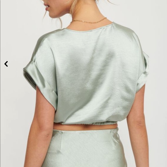 Dynamite Ava Satin Bubble T-shirt - Picture 5 of 6